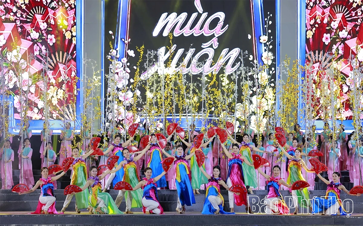 Tổng duyệt Chương tr&igrave;nh nghệ thuật ch&agrave;o mừng th&agrave;nh c&ocirc;ng Đại hội XIV của Đảng, mừng Đảng, mừng Xu&acirc;n