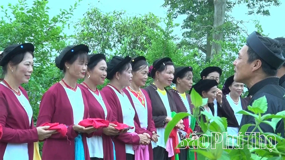 Ngân vang câu Ghẹo ngày Xuân