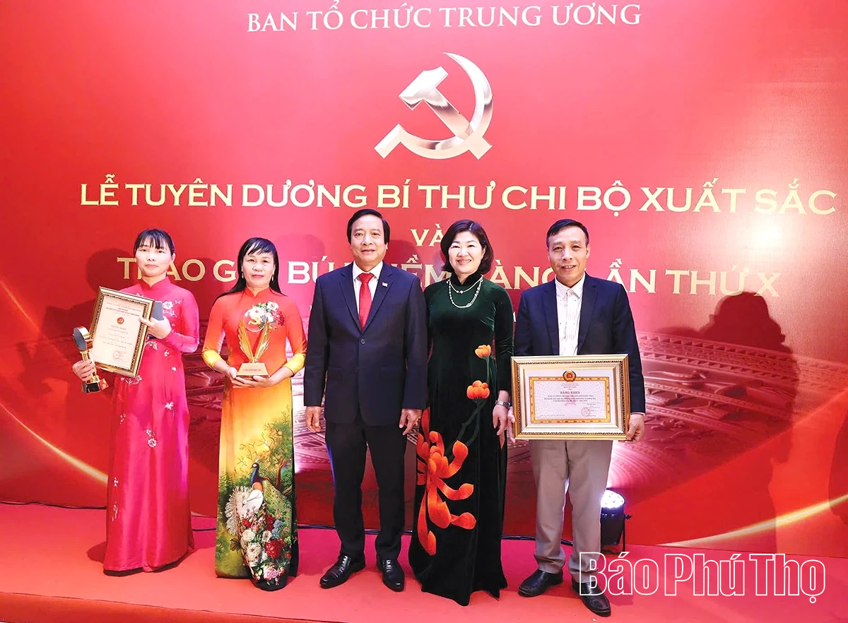 Ph&uacute; Thọ c&oacute; 3 B&iacute; thư Chi bộ xuất sắc được vinh danh v&agrave; gi&agrave;nh 1 Giải B&uacute;a liềm v&agrave;ng lần thứ X