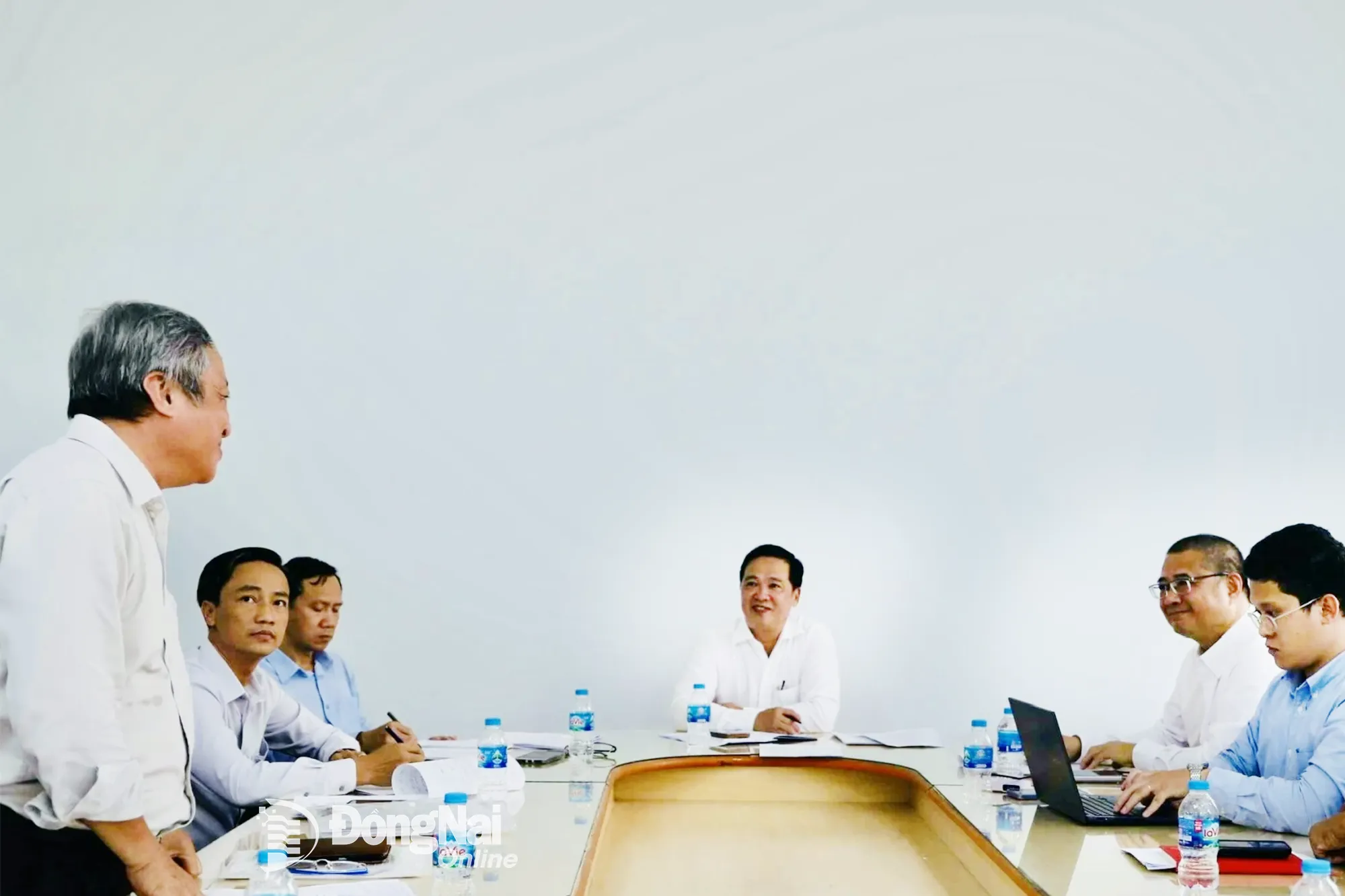 Phó Giám đốc Sở Nông nghiệp và Môi trường tỉnh Đồng Nai Nguyễn Văn Thắng chủ trì buổi làm việc. Ảnh: B.Nguyên