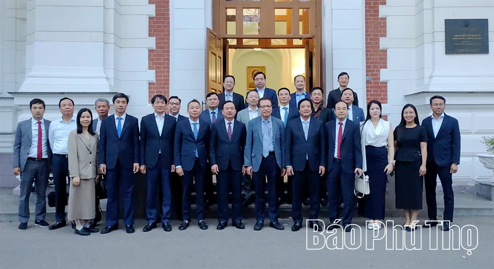 Tăng cường phối hợp với các Đại sứ quán Việt Nam tại Nga, Na Uy và Đan Mạch, đẩy mạnh thu hút đầu tư vào tỉnh Phú Thọ