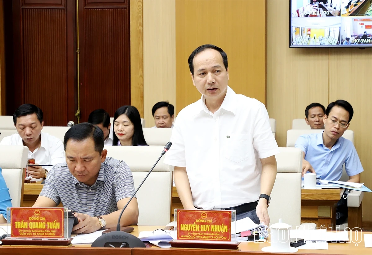 UBND tỉnh tổ chức phiên họp hành chính tháng 9