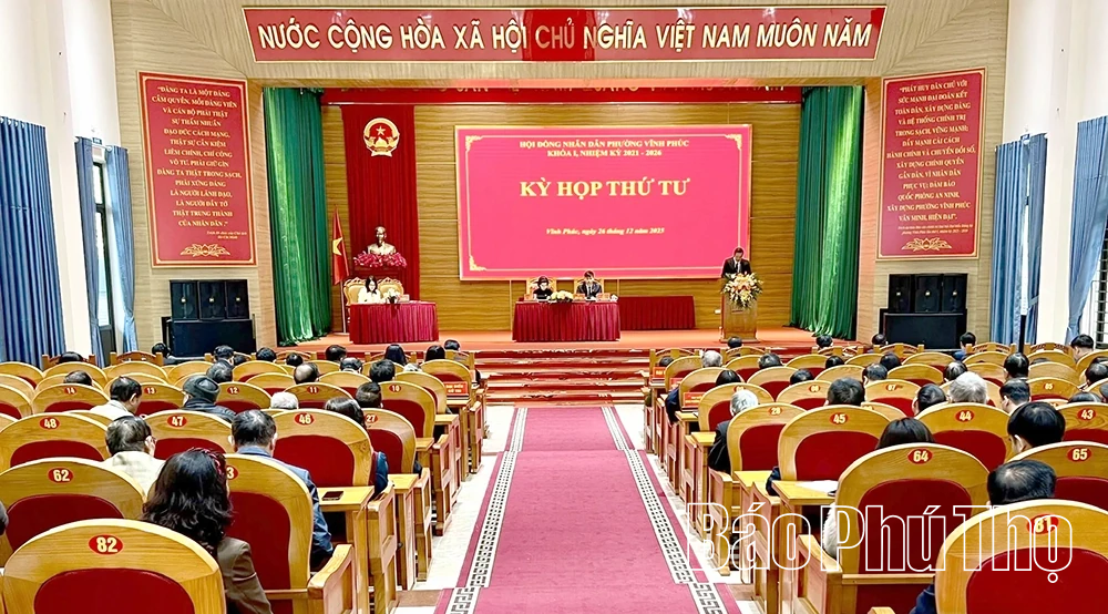 HĐND phường Vĩnh Ph&uacute;c th&ocirc;ng qua 8 nghị quyết quan trọng tại kỳ họp thứ Tư