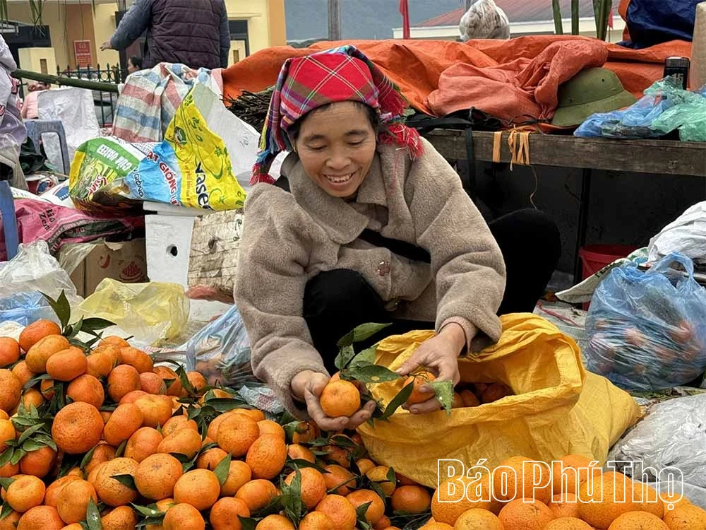 Độc đáo không gian văn hóa chợ phiên