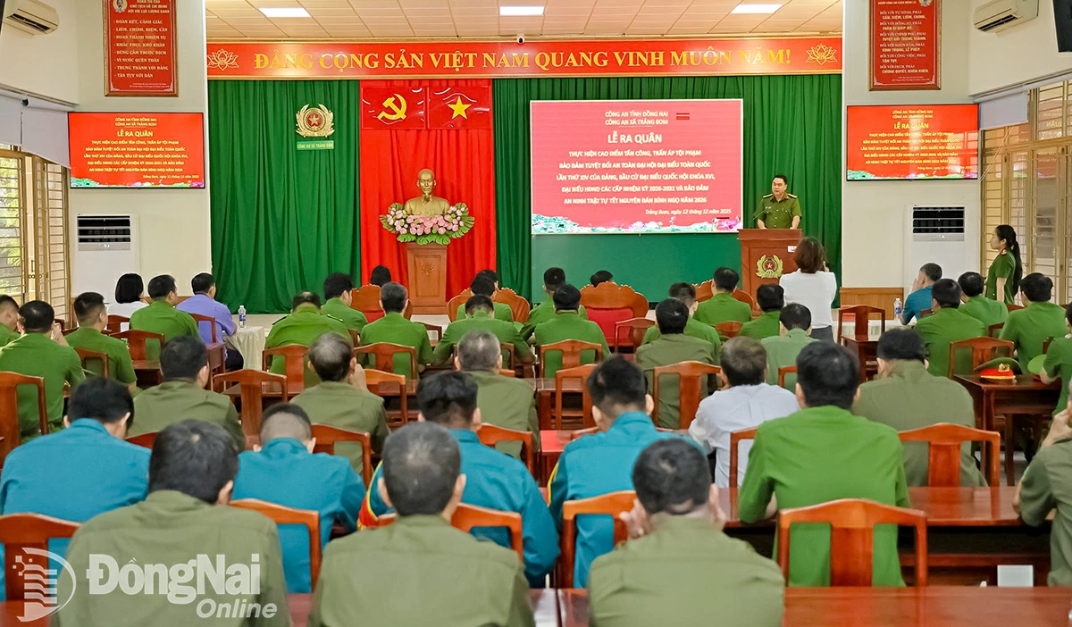 Toàn cảnh lễ ra quân. Ảnh: Thanh Toàn