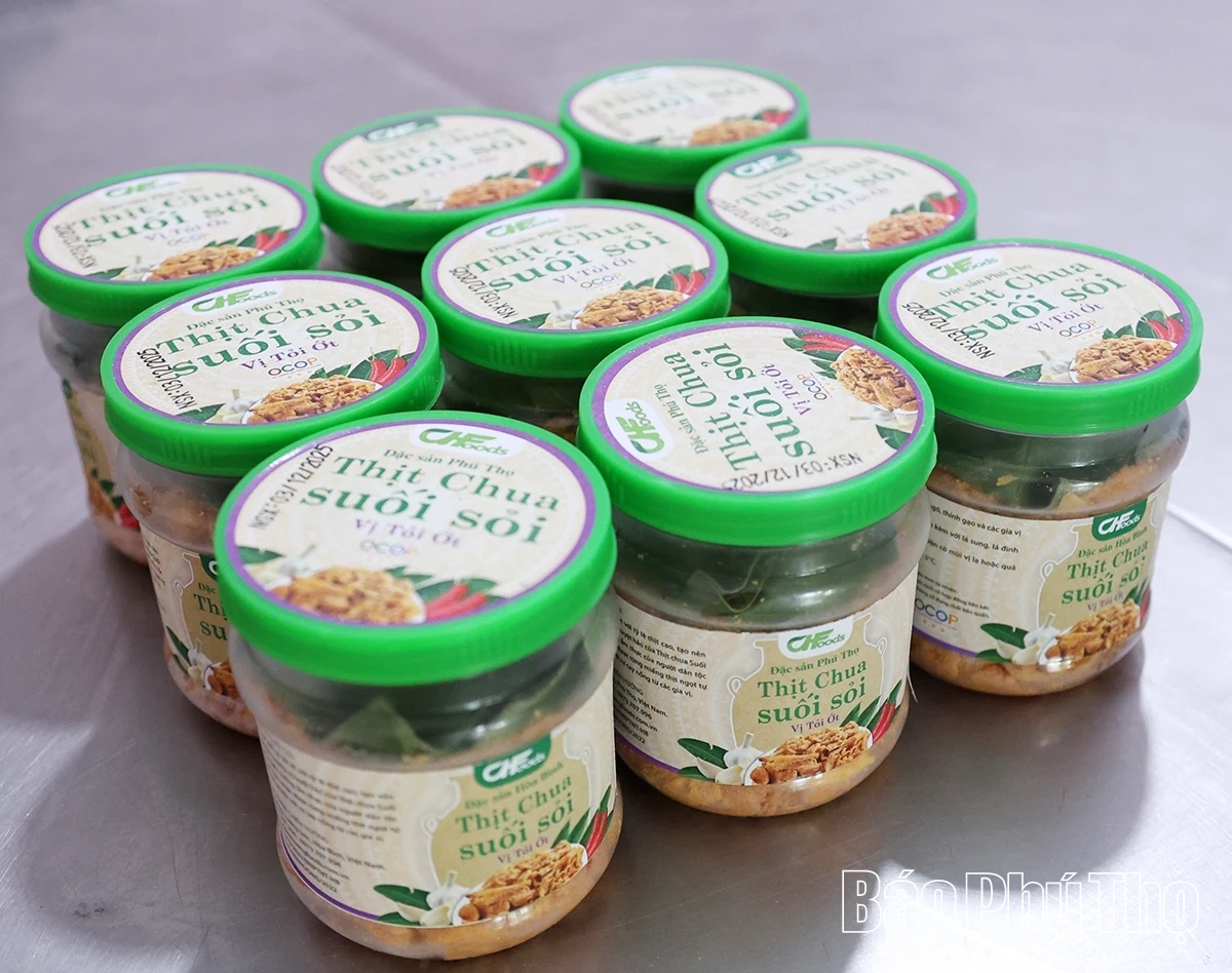 Đậm đ&agrave; hương vị thịt chua Suối Sỏi