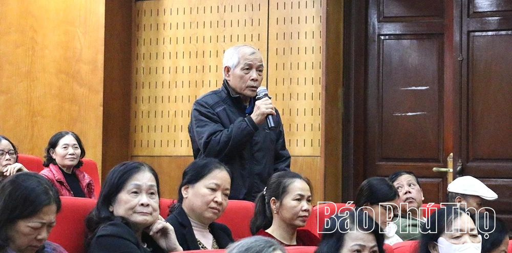 Tổ đại biểu HĐND tỉnh cụm H&ograve;a B&igrave;nh tiếp x&uacute;c cử tri sau Kỳ họp thứ Hai, HĐND tỉnh kh&oacute;a XIX