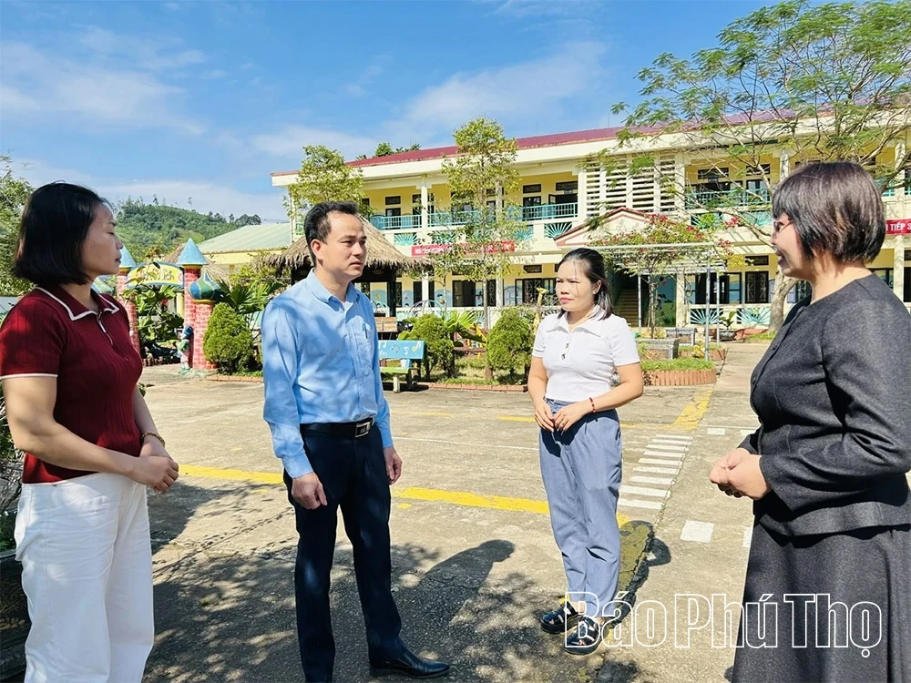 Phát huy vai trò cán bộ, đảng viên