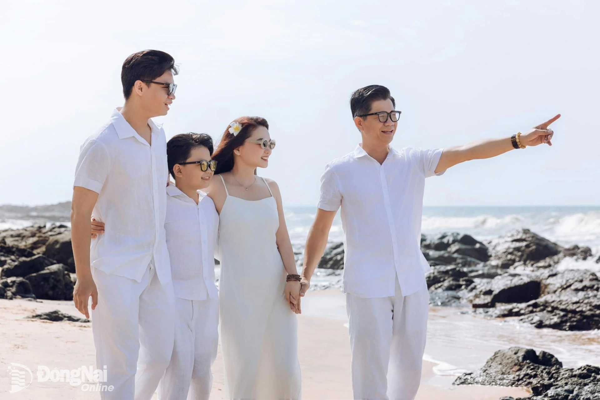 Theo Luật Dân số năm 2025, người dân có quyền lựa chọn số con, thời điểm sinh. Trong ảnh: Gia đình chị Hoàng Thị Thảo (ở phường Trảng Dài). Ảnh: C.T.V    