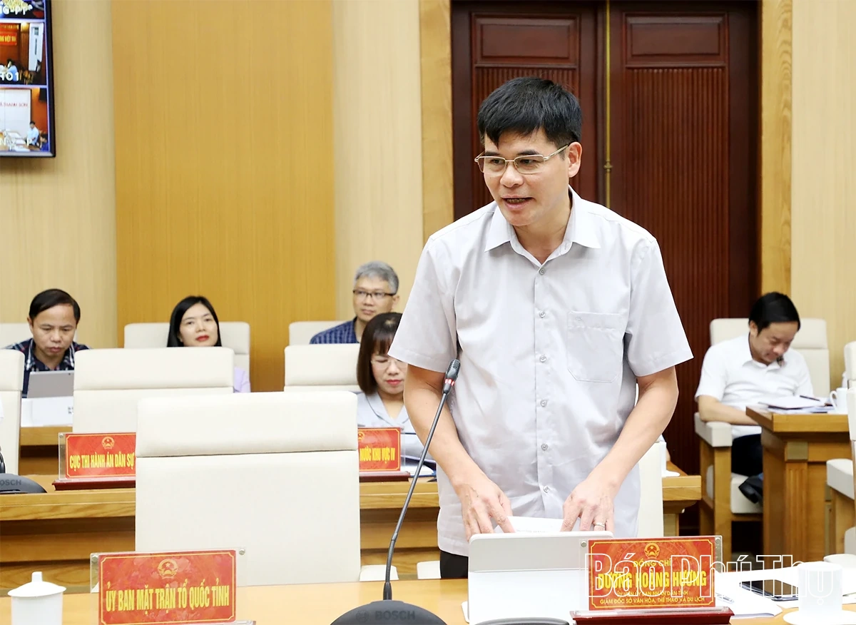 UBND tỉnh tổ chức phiên họp hành chính tháng 9