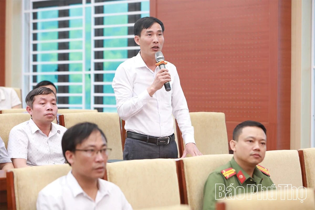 Bí thư Tỉnh ủy Phạm Đại Dương và các ĐBQH tỉnh tiếp xúc cử tri tại các xã Thanh Ba, Đông Thành, Hoàng Cương