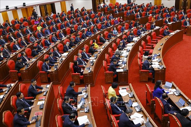 Các đại biểu dự phiên Bế mạc Hội nghị lần thứ hai Ban Chấp hành Trung ương Đảng khoá XIV. Ảnh: Doãn Tấn/TTXVN  