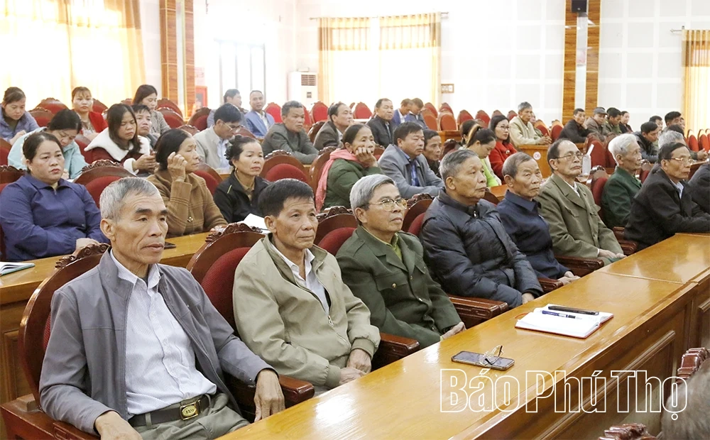 Đại biểu HĐND tỉnh tiếp xúc cử tri xã Tân Sơn