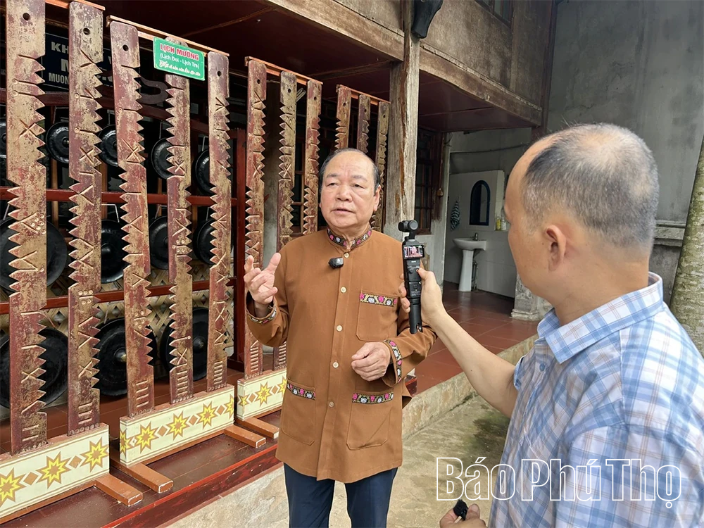 Giữ hồn Mường trong từng nếp nhà xưa