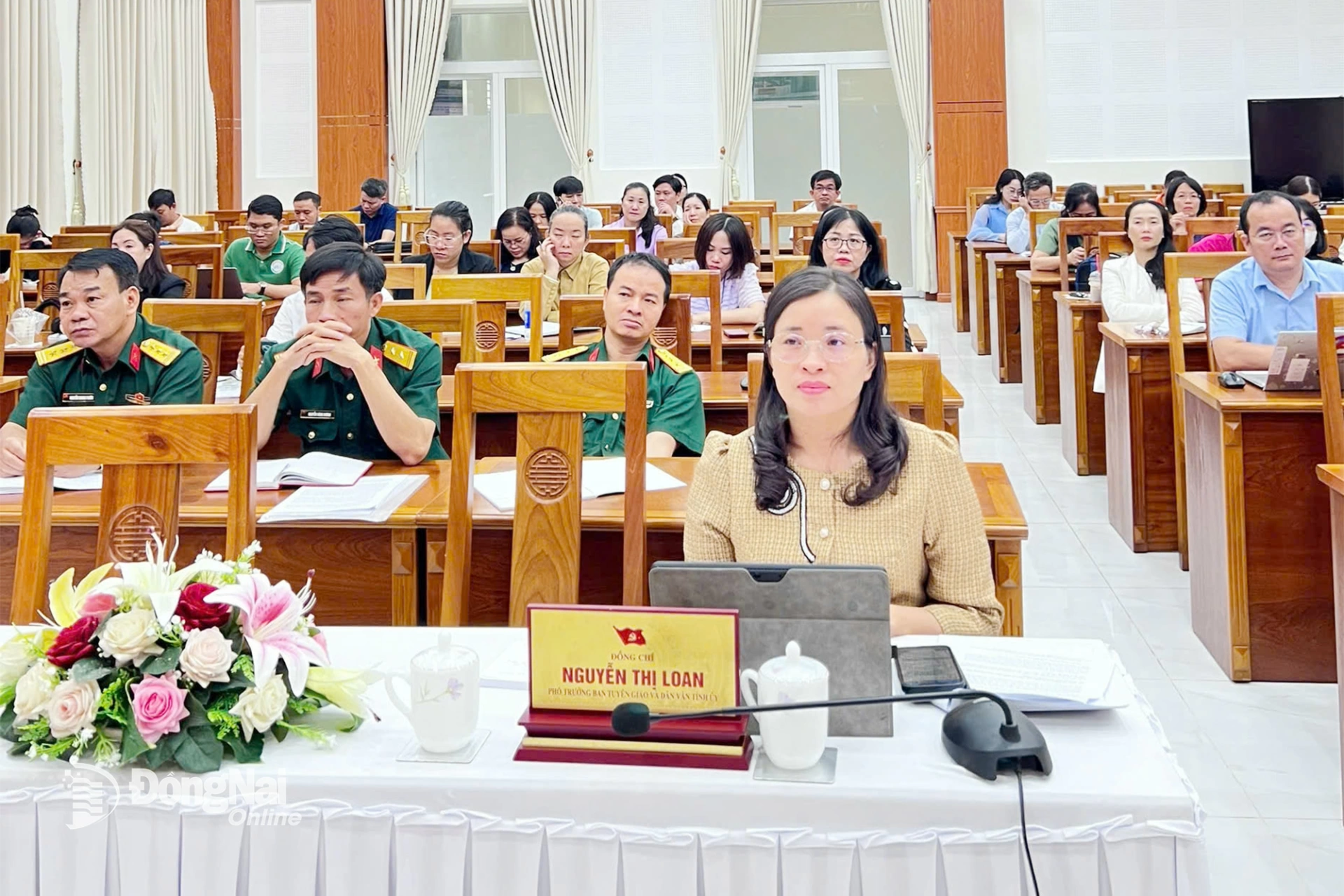 Cán bộ, giảng viên, giáo viên các trường đại học, cao đẳng và một số cơ quan chuyên môn tham gia bồi dưỡng lý luận chính trị trong hệ thống giáo dục quốc dân năm 2025. Ảnh: Phương Hằng
