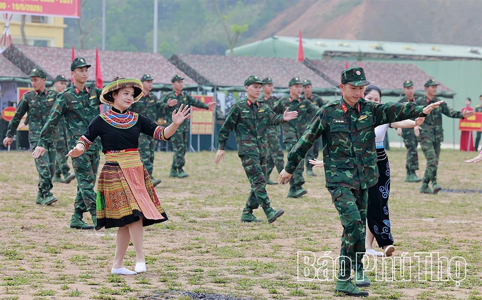 Bộ Chỉ huy quân sự tỉnh Phú Thọ ra quân huấn luyện năm 2026