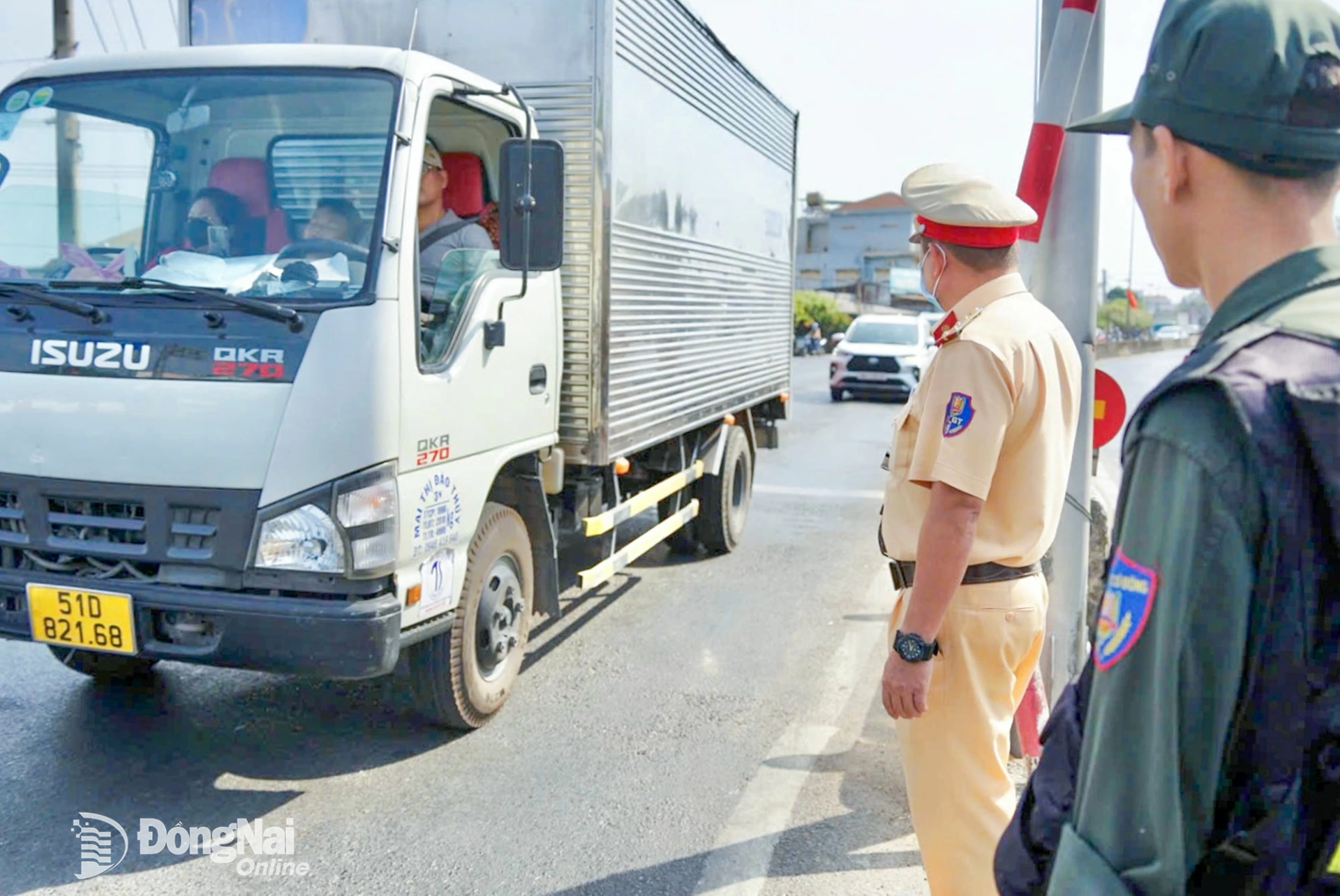 Lực lượng cảnh s&aacute;t giao th&ocirc;ng sẽ c&oacute; mặt tr&ecirc;n c&aacute;c cung đường để đảm bảo an to&agrave;n giao th&ocirc;ng    dịp Tết Nguy&ecirc;n đ&aacute;n B&iacute;nh Ngọ 2026. Ảnh: Đăng T&ugrave;ng