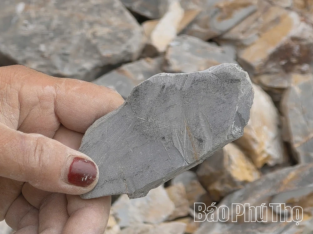 Chuyện về ngôi làng “ăn đất” độc nhất vô nhị ở Việt Nam