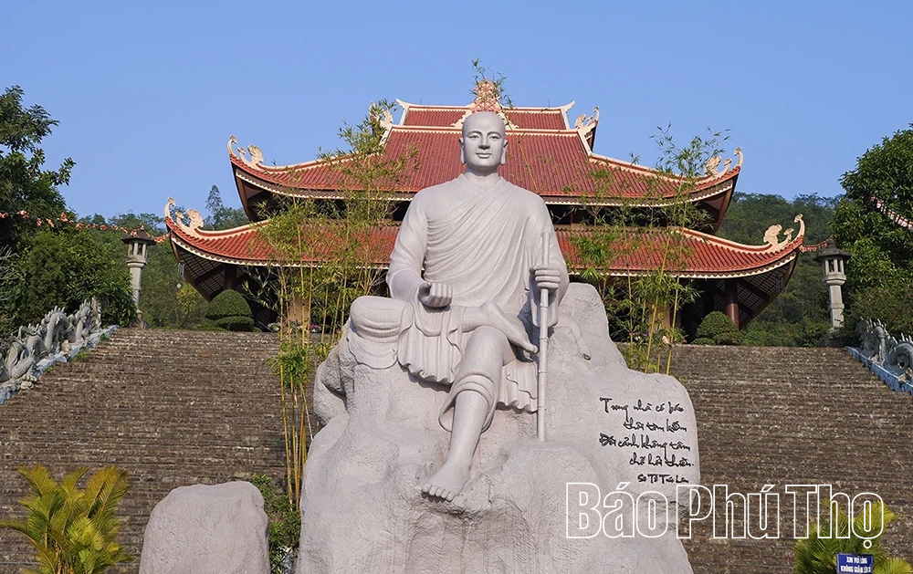 Đầu năm du Xuân về Thiền viện Trúc Lâm Tuệ Đức