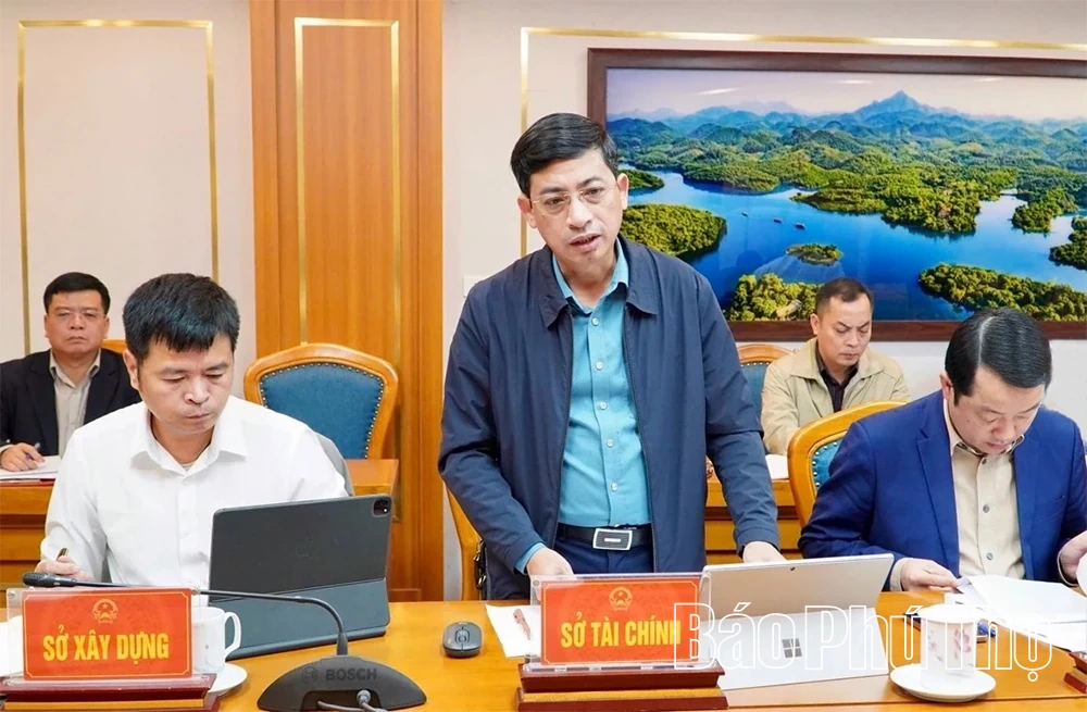 Ph&oacute; Chủ tịch UBND tỉnh Vũ Việt Văn chỉ đạo tăng cường quản l&yacute; nh&agrave; nước về đ&ocirc; thị, nh&agrave; ở