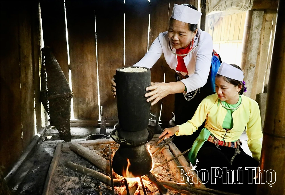 Độc đáo Lễ hội truyền thống cơm Đe