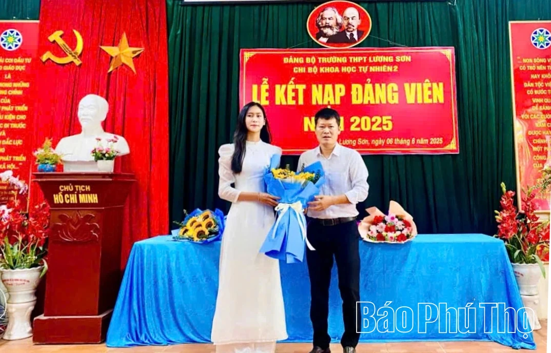 Phát triển Đảng trong trường học - từ thực tiễn Lương Sơn