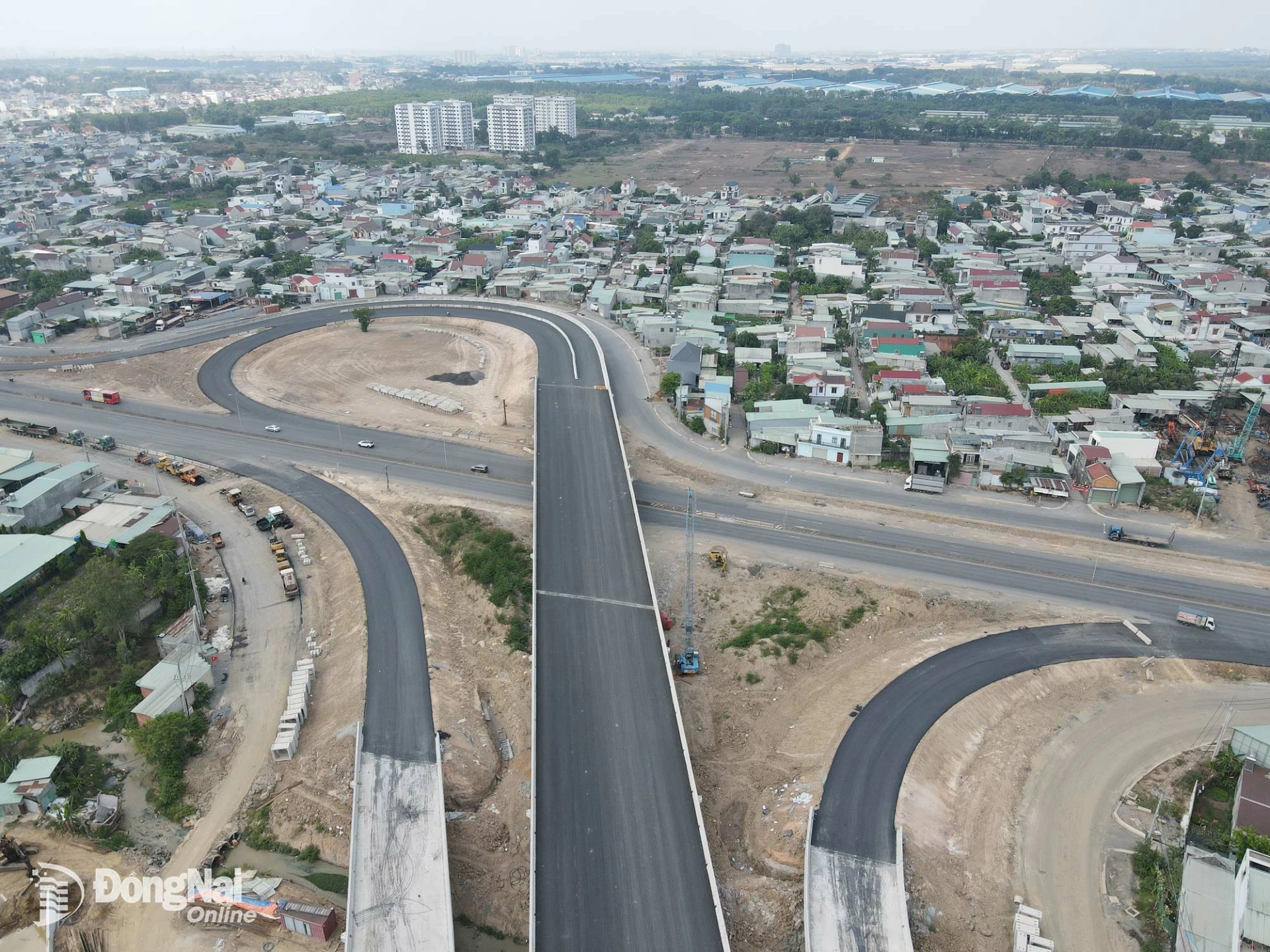 Đồng Nai tập trung ưu tiên đầu tư hạ tầng giao thông để tạo động lực bứt phá phát triển. (Ảnh: Dự án Thành phần 1, cao tốc Biên Hòa- Vũng Tàu dự kiến đưa vào khai thác vào cuối tháng 4-2026).
