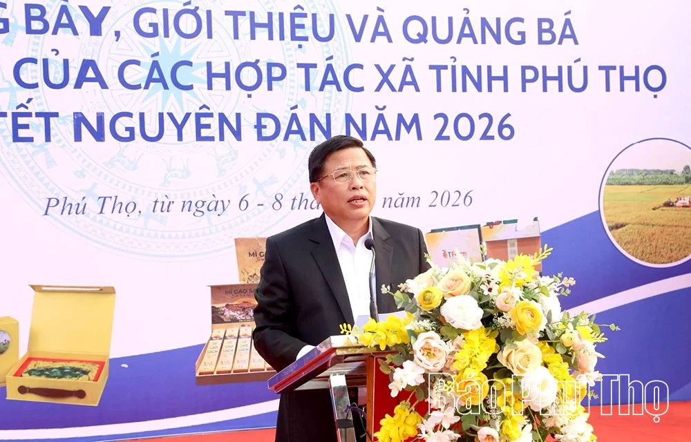 Khai mạc Tuần lễ trưng b&agrave;y, giới thiệu v&agrave; quảng b&aacute; sản phẩm ti&ecirc;u biểu của c&aacute;c Hợp t&aacute;c x&atilde; dịp Tết Nguy&ecirc;n đ&aacute;n 2026