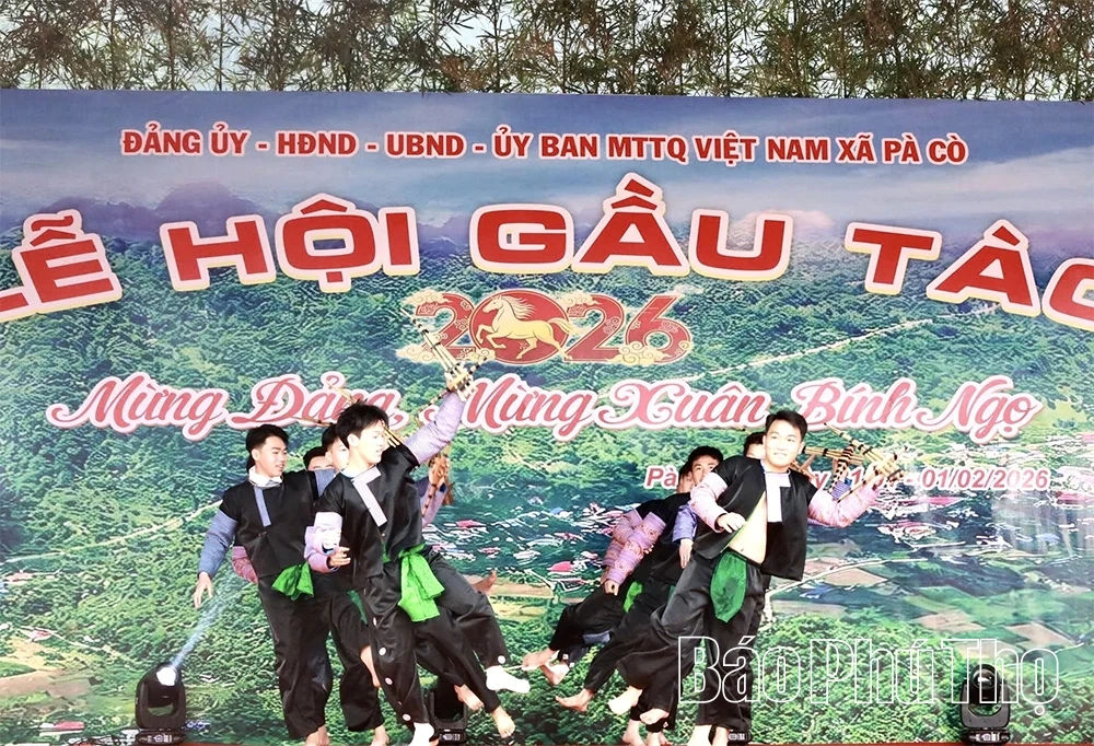 Khám phá lễ hội “Đi chơi núi”