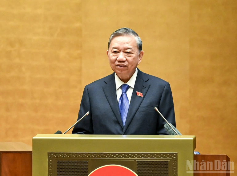 Tổng Bí thư Tô Lâm phát biểu chỉ đạo Hội nghị. (Ảnh: DUY LINH)  