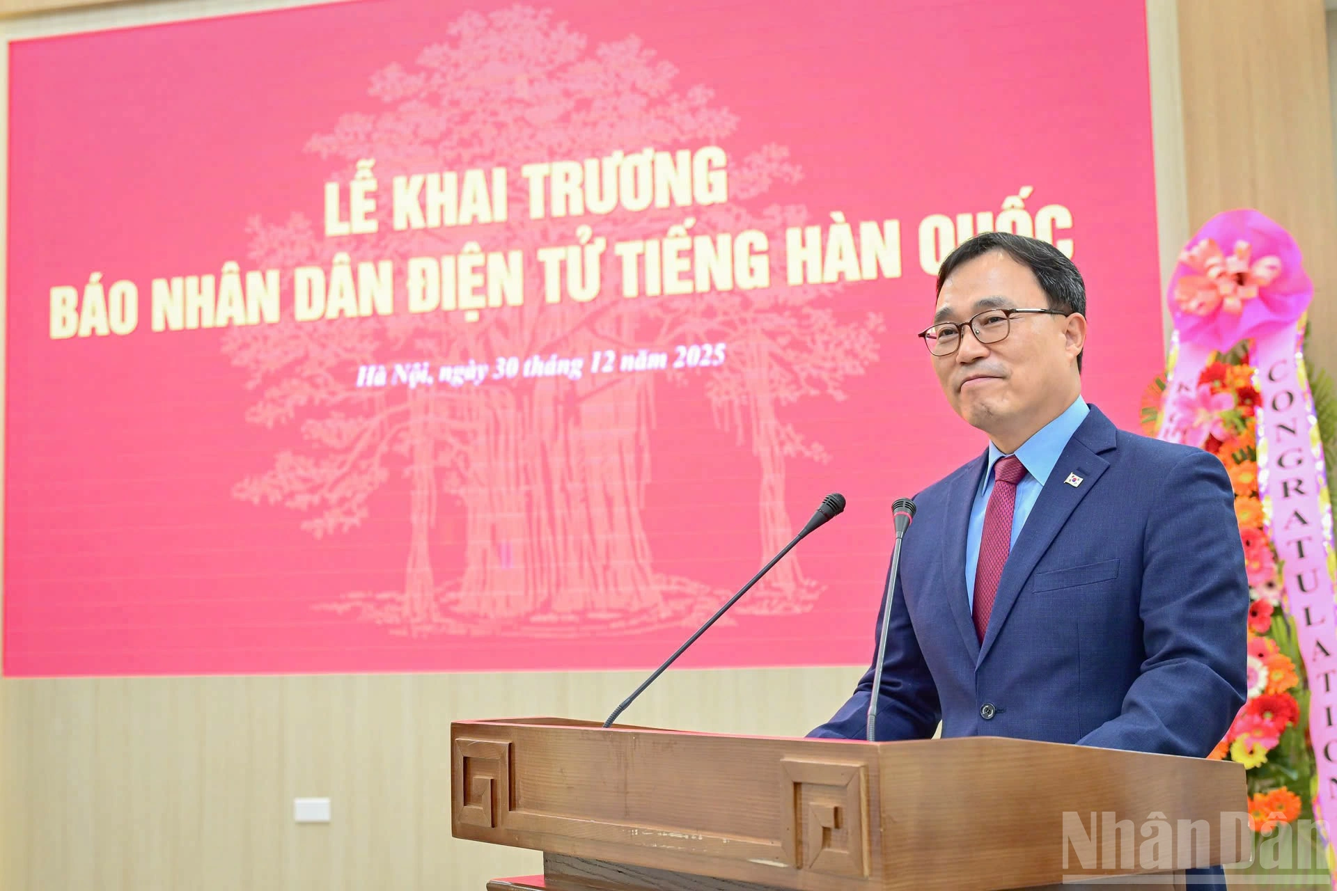 Ngài Choi Young Sam, Đại sứ đặc mệnh toàn quyền Hàn Quốc tại Việt Nam, phát biểu. (Ảnh: BẢO LONG)