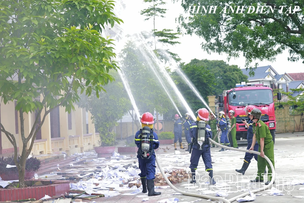 Khai mạc Diễn tập tác chiến xã Đồng Lương trong khu vực phòng thủ năm 2026