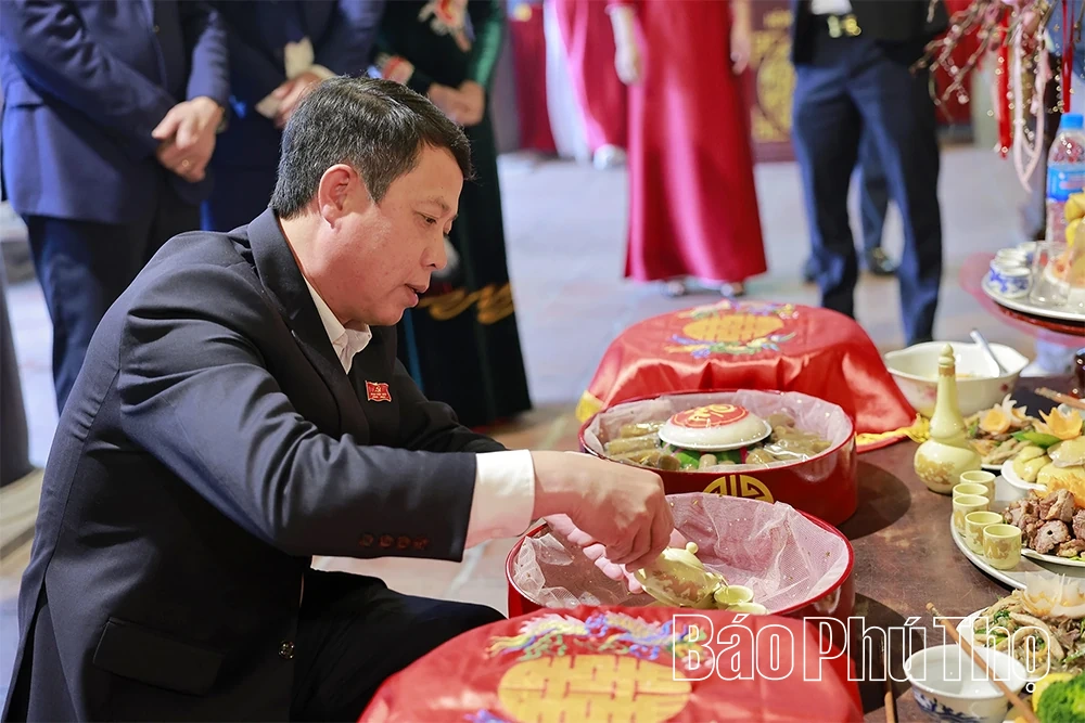 Lễ giỗ Tổ Mẫu Âu Cơ ngày “Tiên thăng”