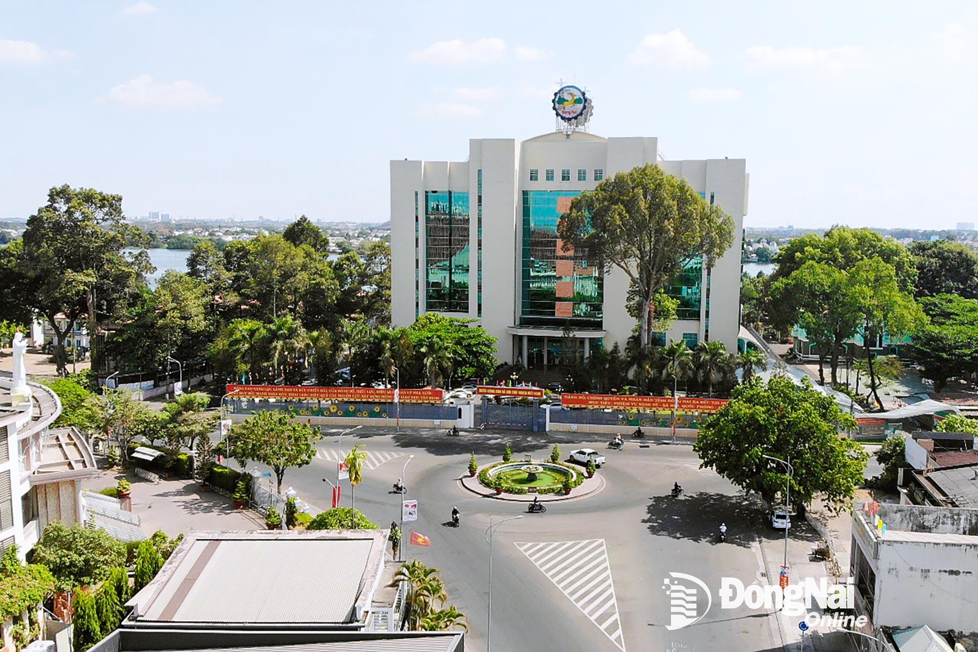 Khu vực Quảng trường Sông Phố (nay thuộc phường Trấn Biên) - nơi diễn ra cuộc mít tinh chào mừng chính quyền cách mạng và thành công của cuộc Tổng khởi nghĩa Cách mạng tháng Tám năm 1945.