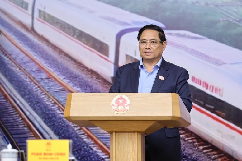 Thủ tướng Chính phủ Phạm Minh Chính chủ trì phiên họp. Ảnh: Chính phủ