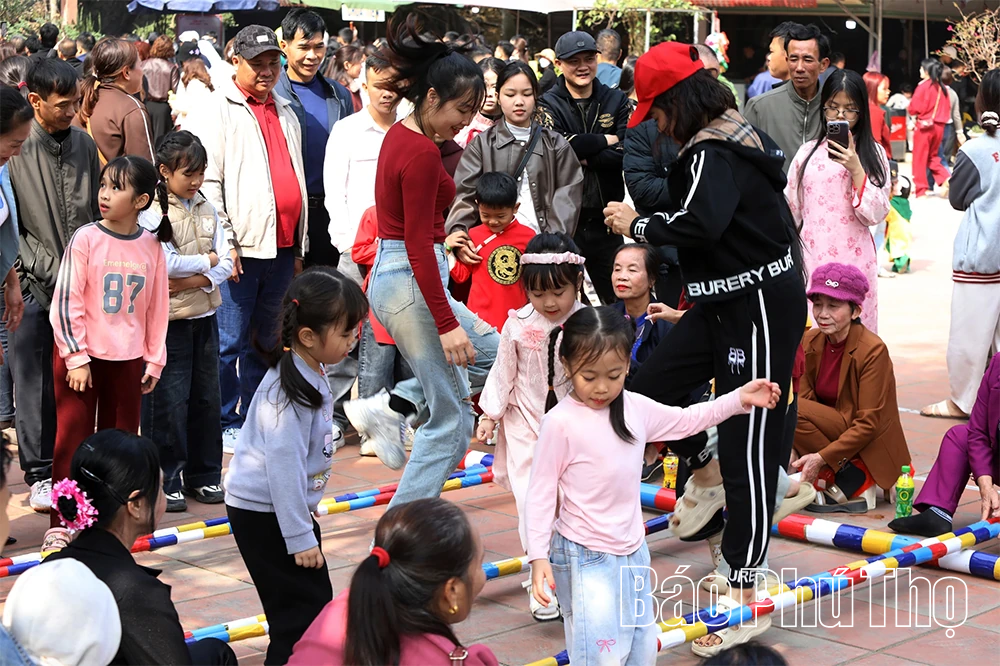 Độc đáo lễ hội Chùa Tiên