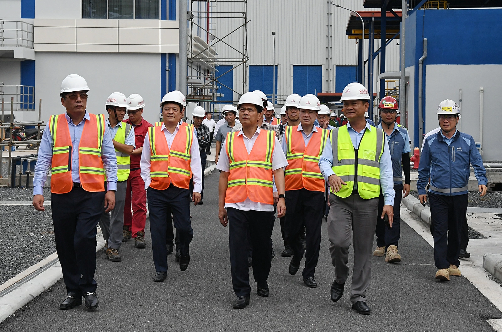 Phó Thủ tướng bày tỏ vui mừng chứng kiến một trong những cụm dự án trọng điểm của ngành dầu khí đã hoàn thành và sẵn sàng đưa vào vận hành thương mại, góp phần bảo đảm an ninh năng lượng quốc gia - Ảnh: VGP/Hải Minh