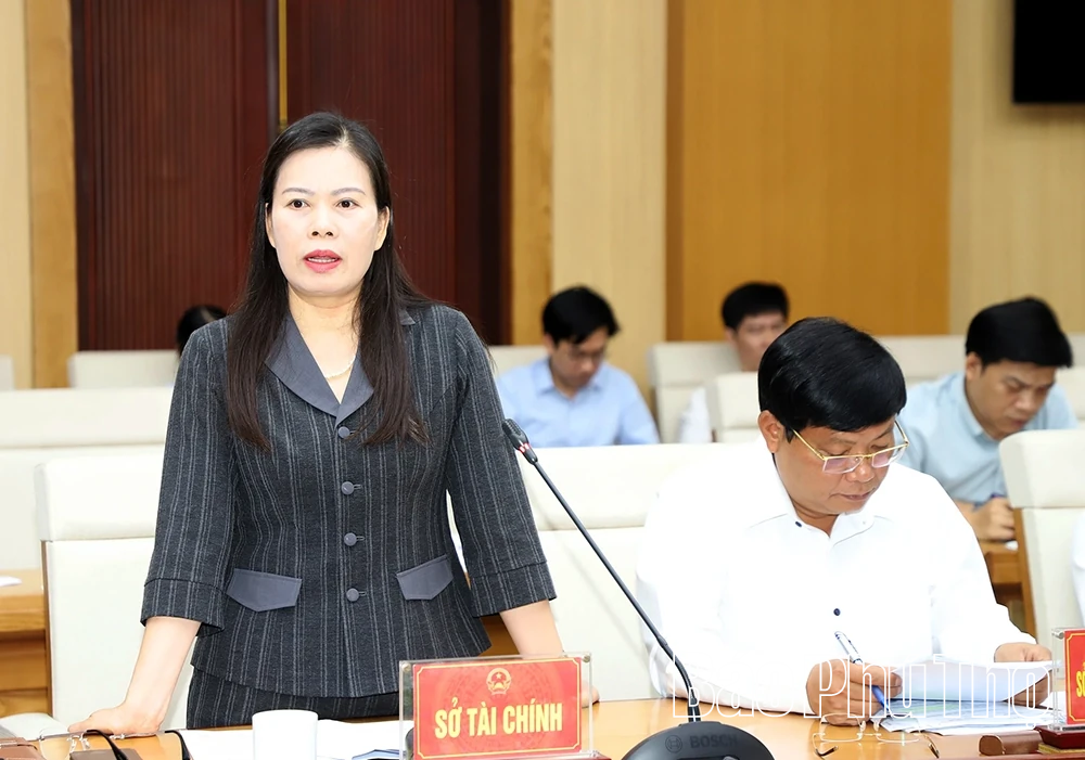 Khẩn trương hoàn thiện, nâng cao chất lượng các nội dung trình HĐND tỉnh tại Kỳ họp thường lệ giữa năm