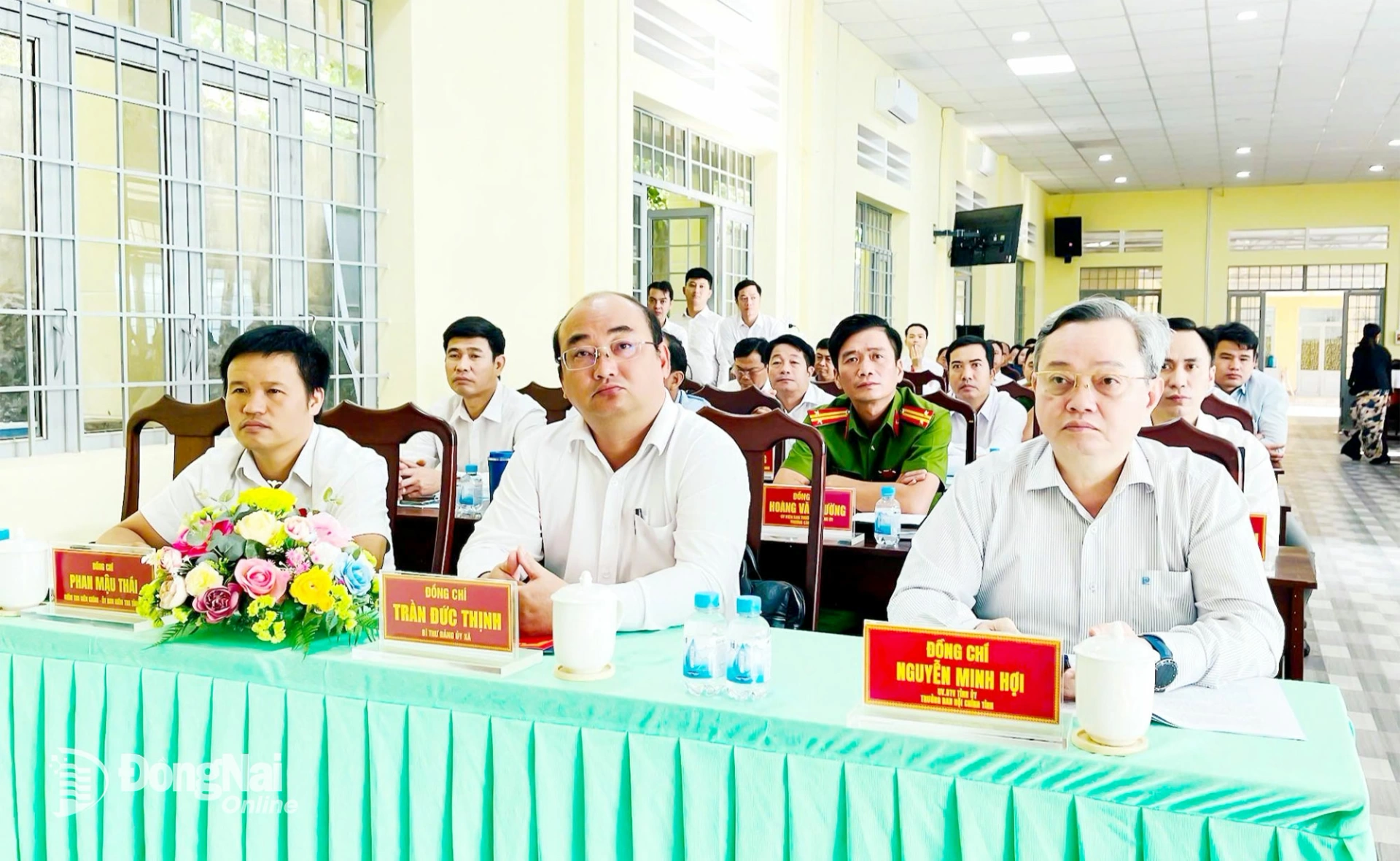 Ủy viên Ban Thường vụ Tỉnh ủy, Trưởng ban Nội chính Tỉnh ủy Đồng Nai Nguyễn Minh Hợi và các đại biểu dự hội nghị. Ảnh: Thái Chung