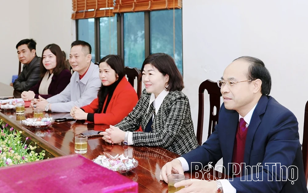 Liên đoàn Lao động tỉnh thăm, chúc Tết các cơ quan, đơn vị