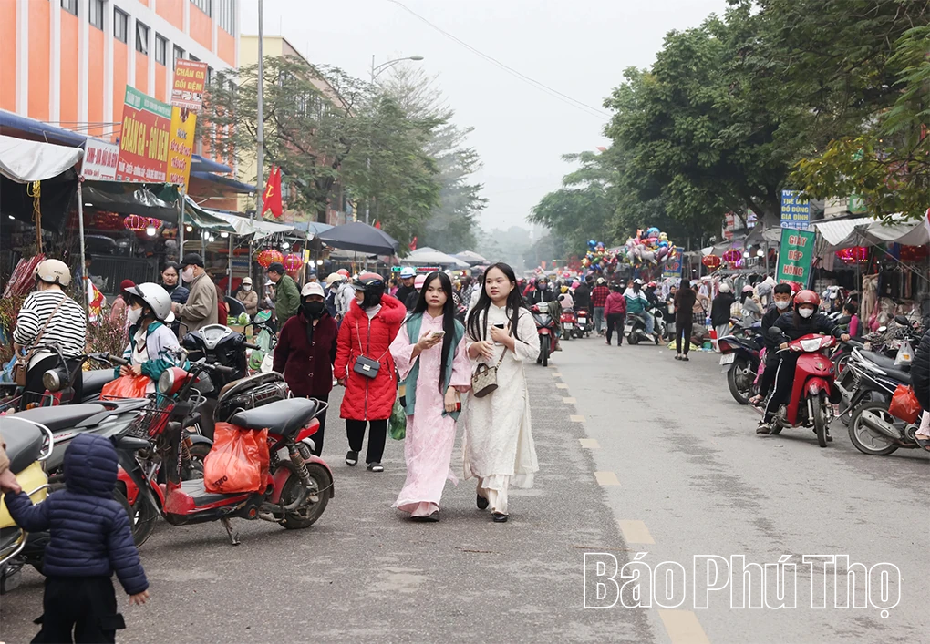 Sắc màu phiên chợ Tết