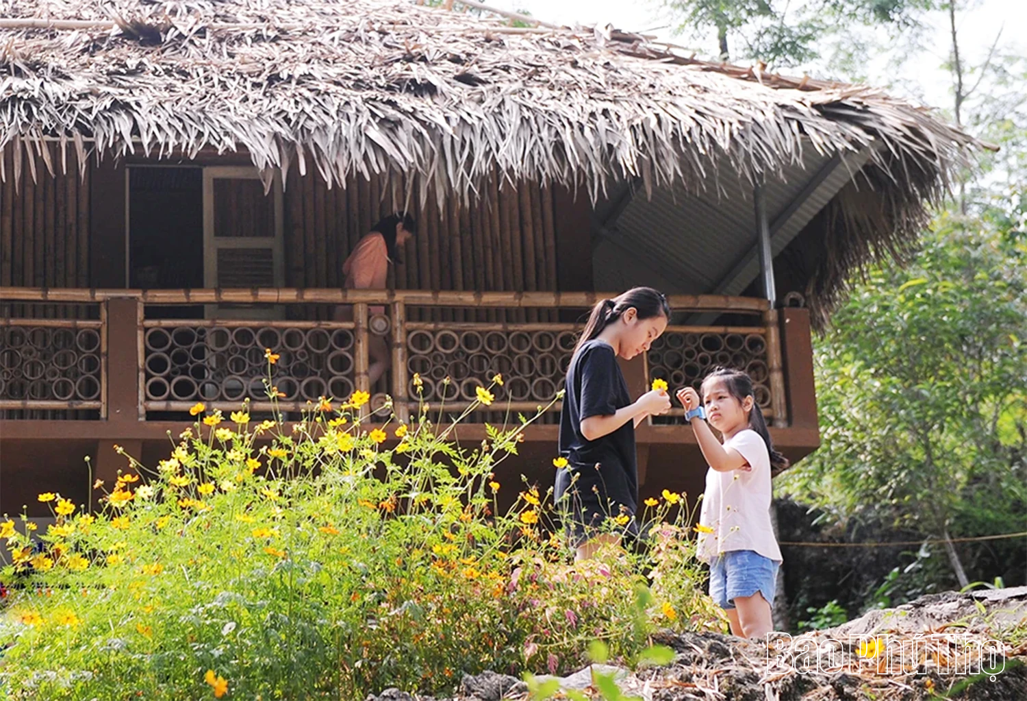 Đến Đá Bia - “tắt sóng” để kết nối nụ cười