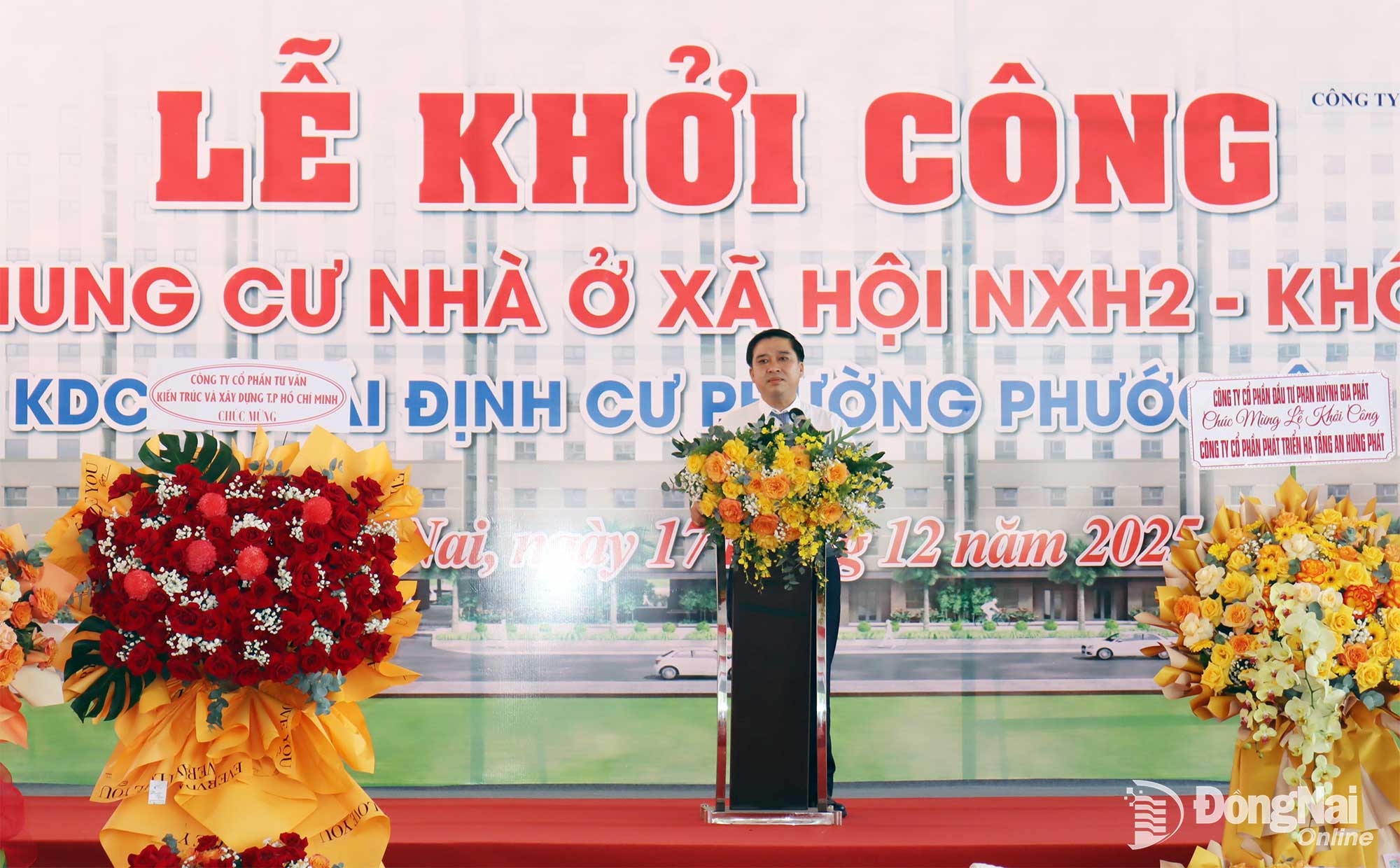 Tỉnh ủy viên, Phó Chủ tịch UBND tỉnh Đồng Nai Hồ Văn Hà phát biểu tại lễ khởi công. Ảnh: Hoàng Lộc