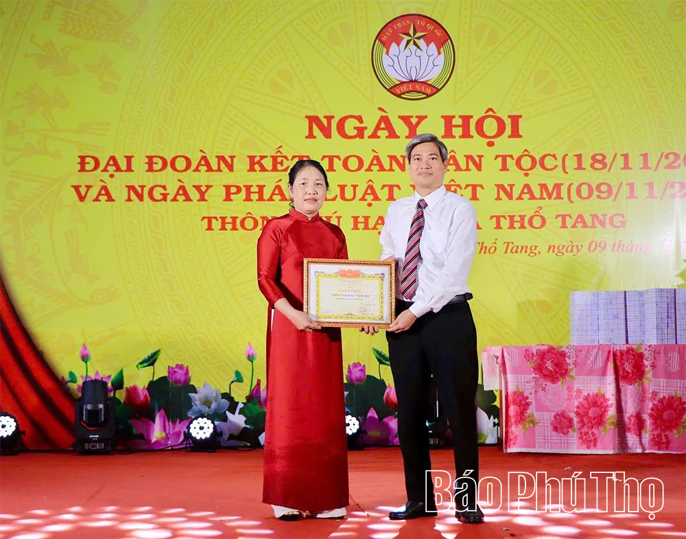 Ngày hội Đại đoàn kết thôn Phú Hạnh, xã Thổ Tang