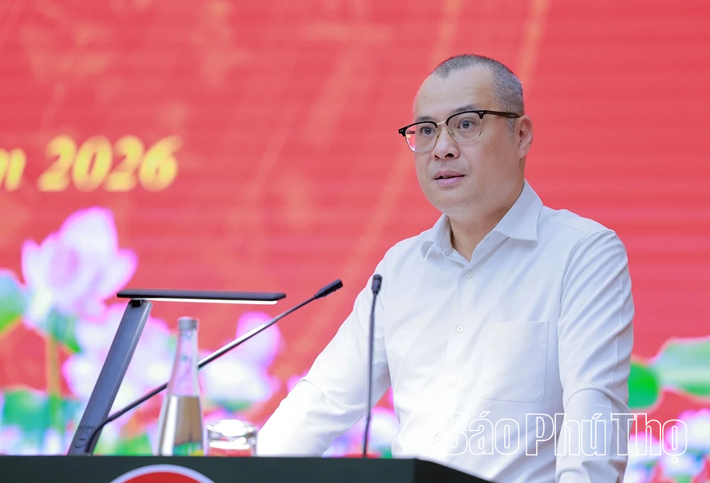 Chúc mừng và trao thưởng cho Công an tỉnh Phú Thọ có thành tích xuất sắc trong công tác đấu tranh phòng, chống tội phạm