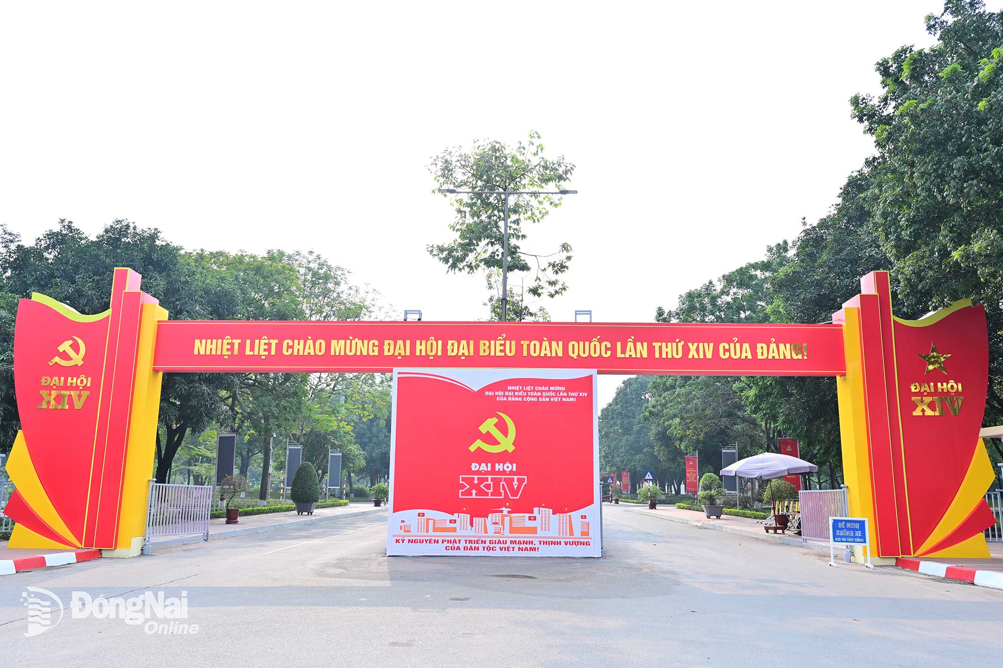 Khu vực Trung t&acirc;m Hội nghị Quốc gia Mỹ Đ&igrave;nh trang ho&agrave;ng trước thềm Đại hội XIV.&nbsp;Ảnh: C&ocirc;ng Nghĩa  