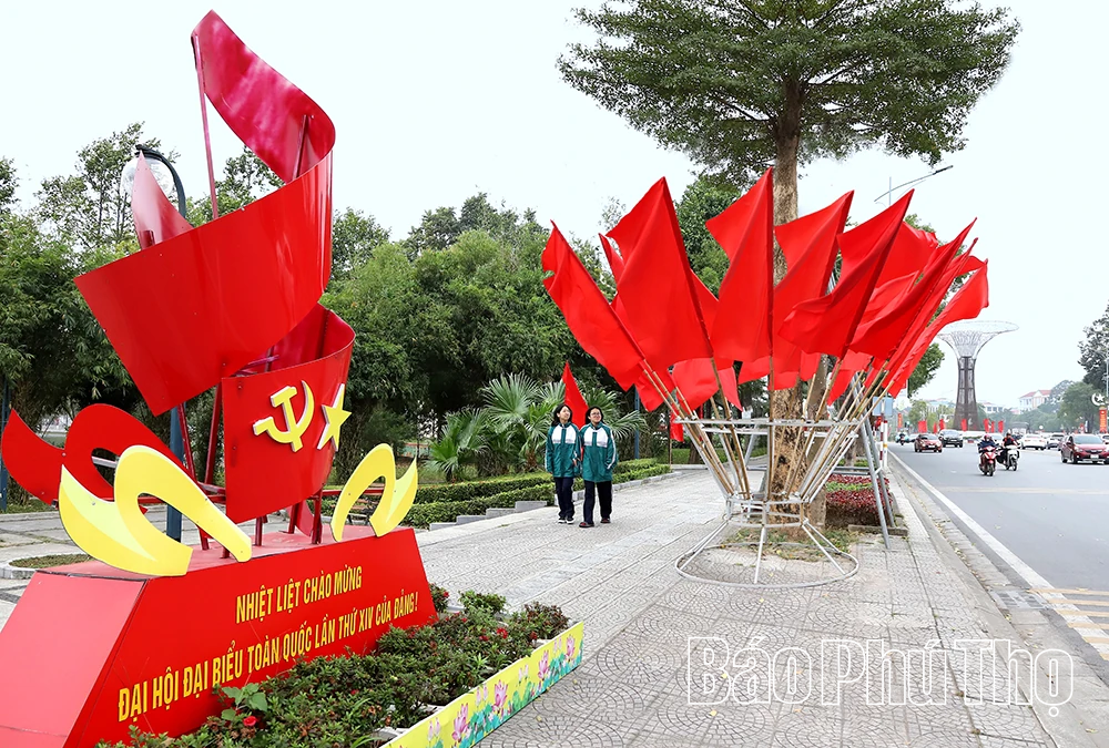 Lấy hạnh ph&uacute;c Nh&acirc;n d&acirc;n l&agrave;m thước đo v&agrave; ti&ecirc;u chuẩn phấn đấu