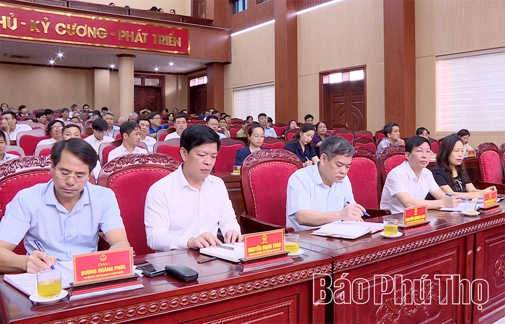 Phó Bí thư Tỉnh ủy Nguyễn Mạnh Sơn tiếp xúc cử tri các xã Lâm Thao, Phùng Nguyên, Bản Nguyên và Xuân Lũng