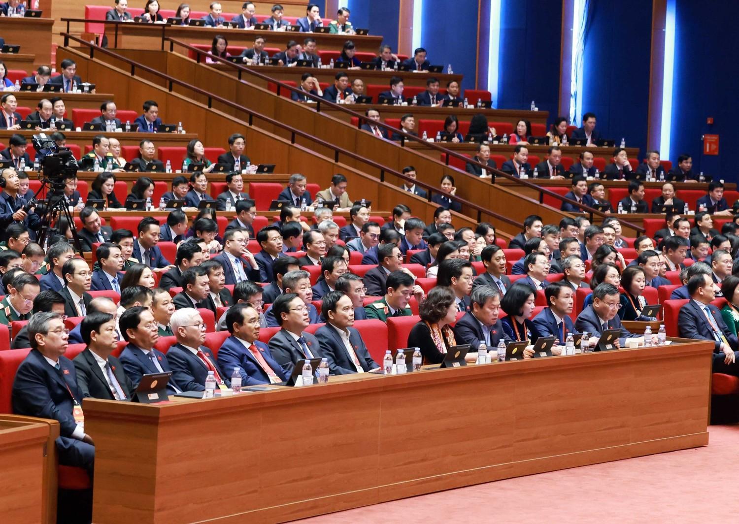 Đo&agrave;n đại biểu dự Phi&ecirc;n thảo luận tại hội trường về c&aacute;c văn kiện Đại hội, s&aacute;ng 21/1. Ảnh: TTXVN