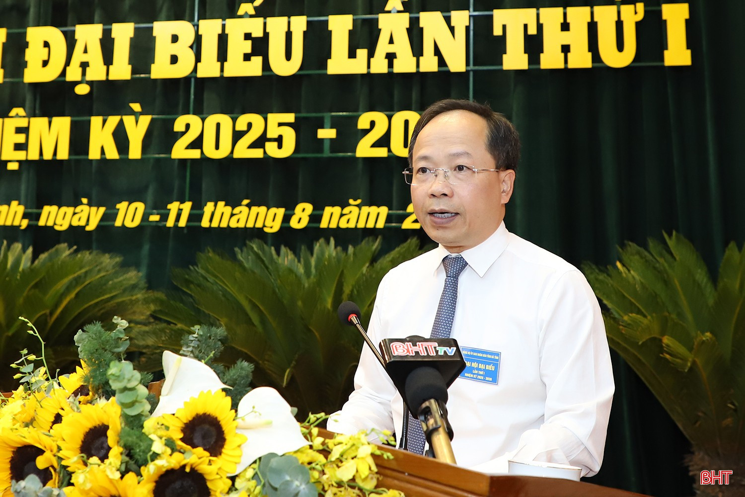 Bí thư Tỉnh ủy Nguyễn Duy Lâm phát biểu chỉ đạo đại hội. bqbht_br_img-7650.jpg